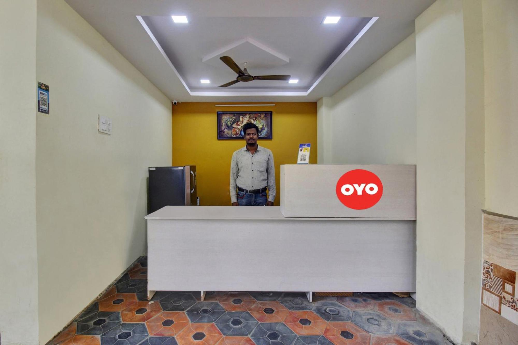 Hotel O Lavish Stay Sururnagar ภายนอก รูปภาพ