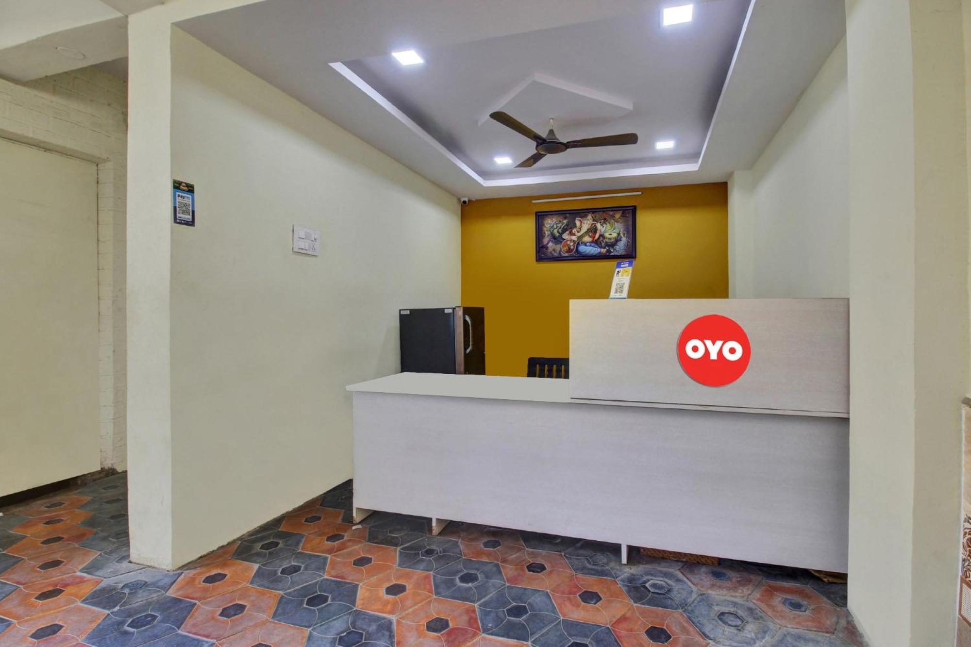 Hotel O Lavish Stay Sururnagar ภายนอก รูปภาพ