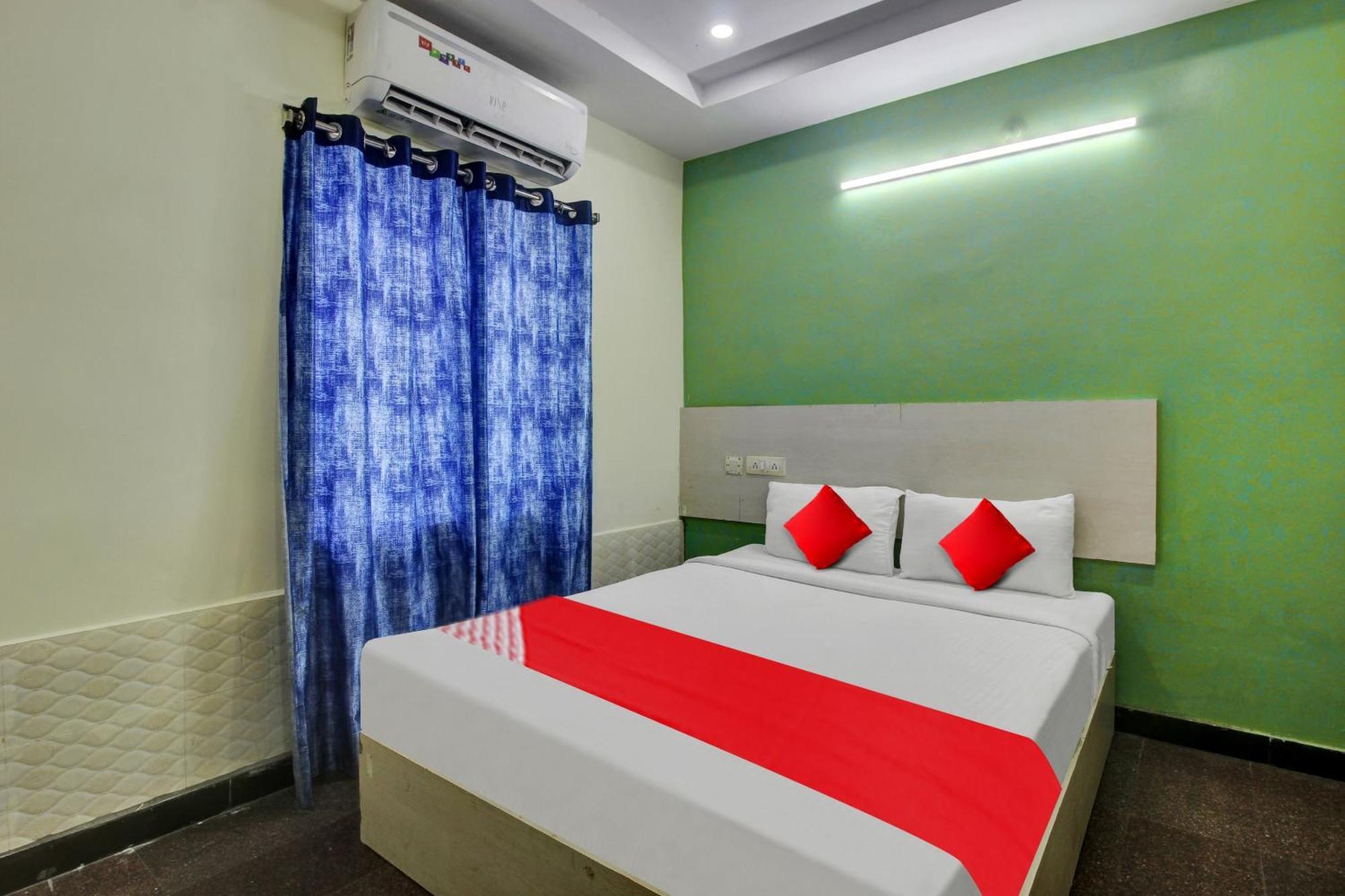 Hotel O Lavish Stay Sururnagar ภายนอก รูปภาพ