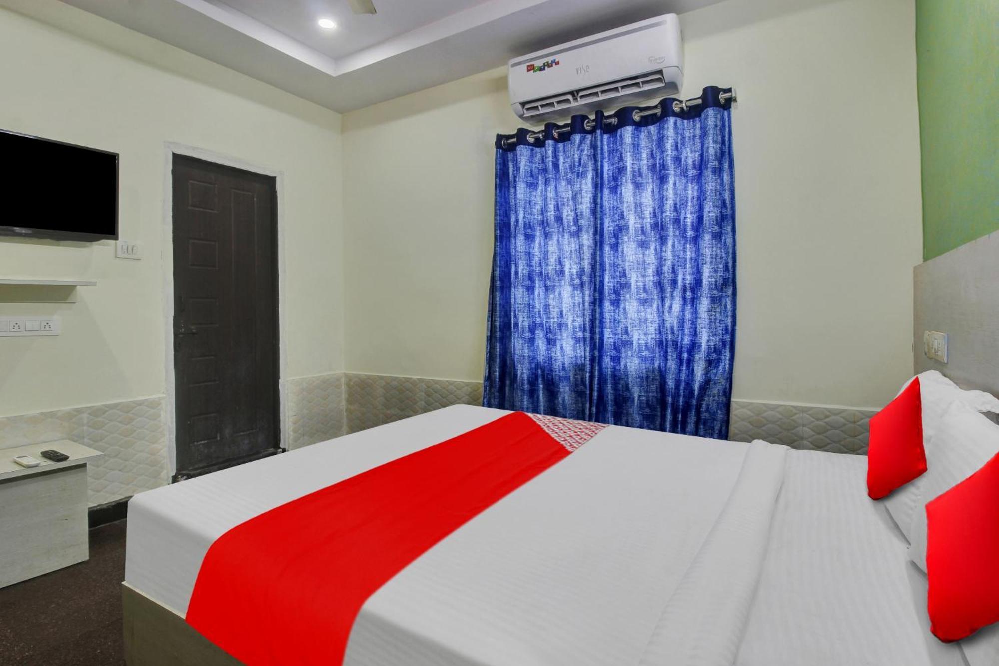 Hotel O Lavish Stay Sururnagar ภายนอก รูปภาพ